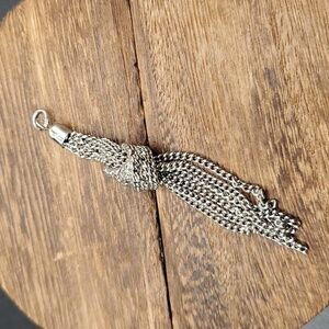 Eternal knot‎ Victorian tassel pendant